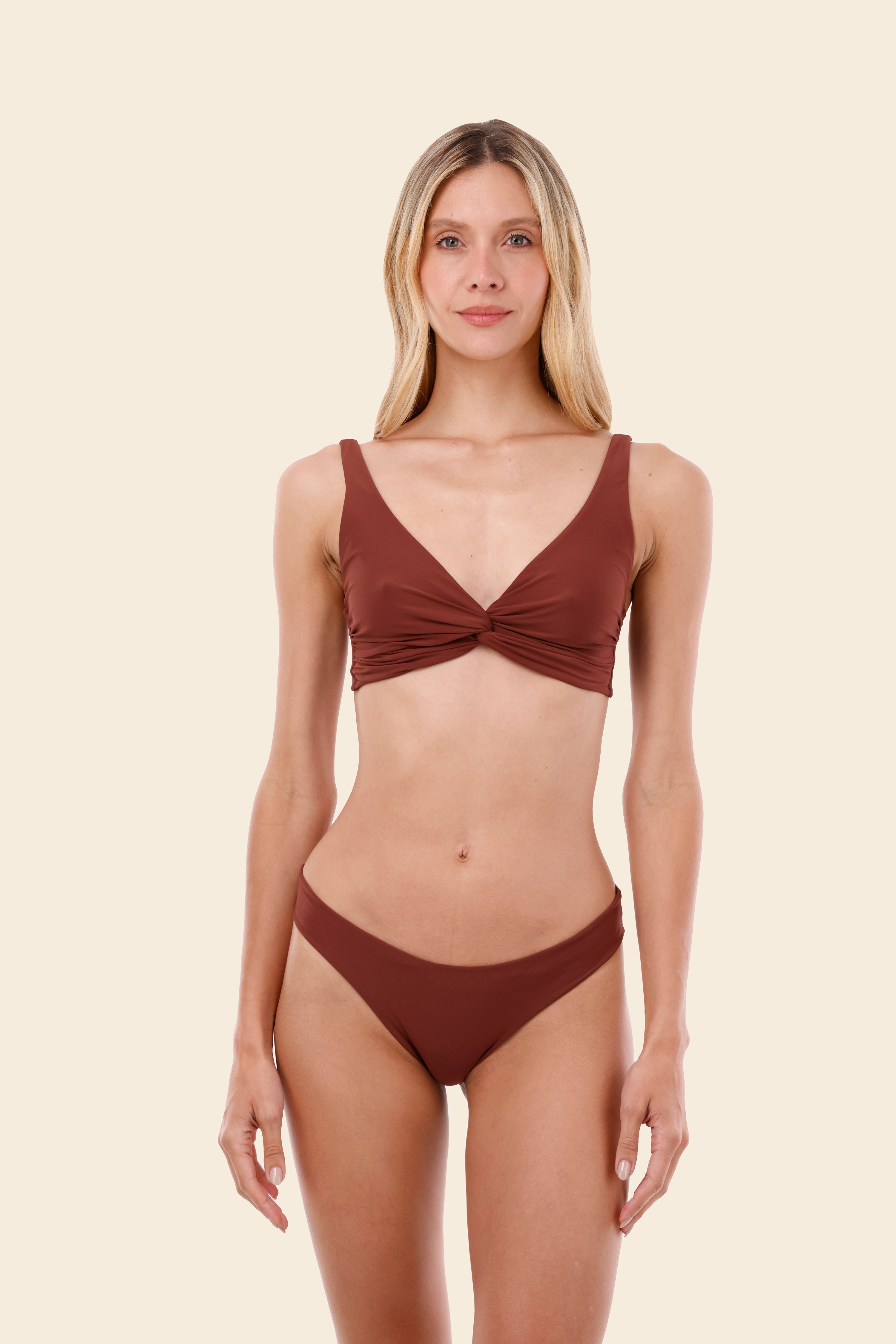 Barn Red Neo Paramount Bottom