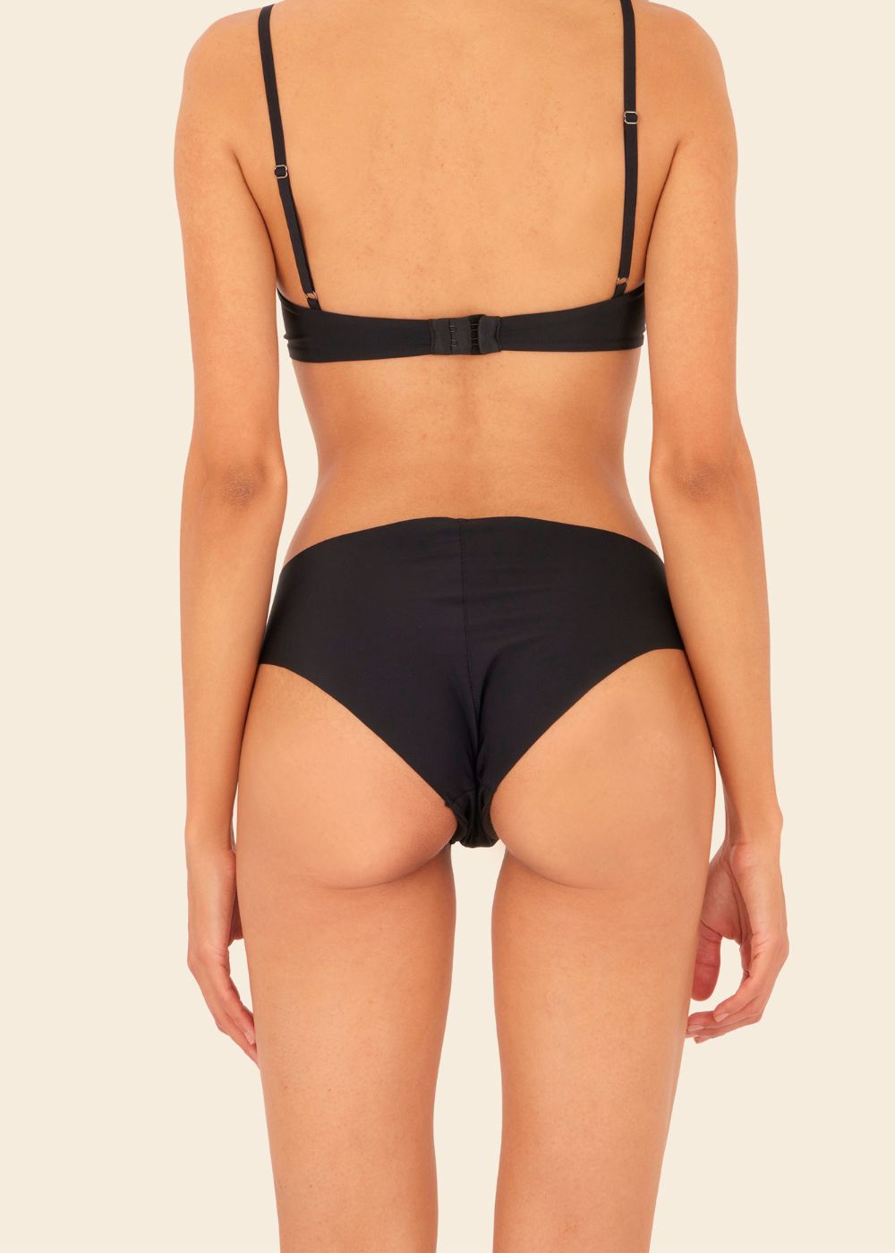 Black Paramy Panty