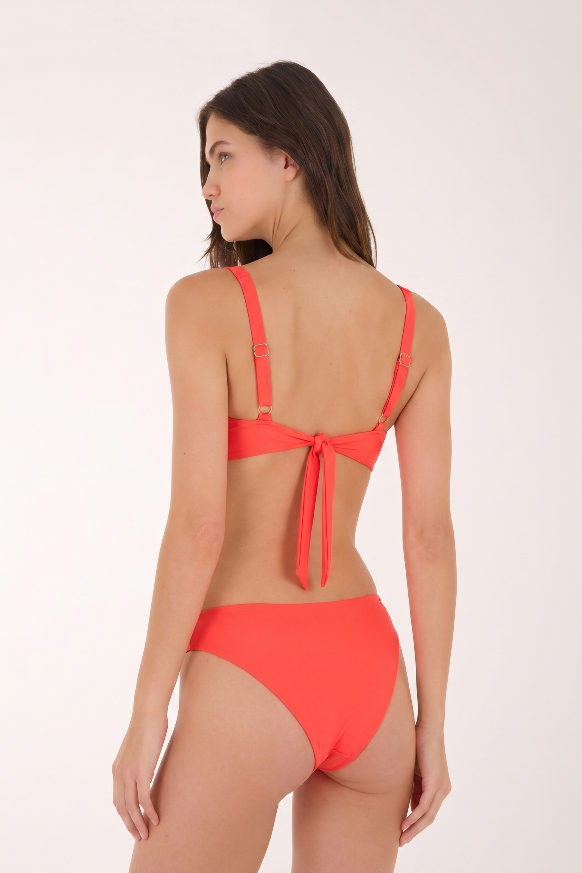 Sunny Red Classy Bottom