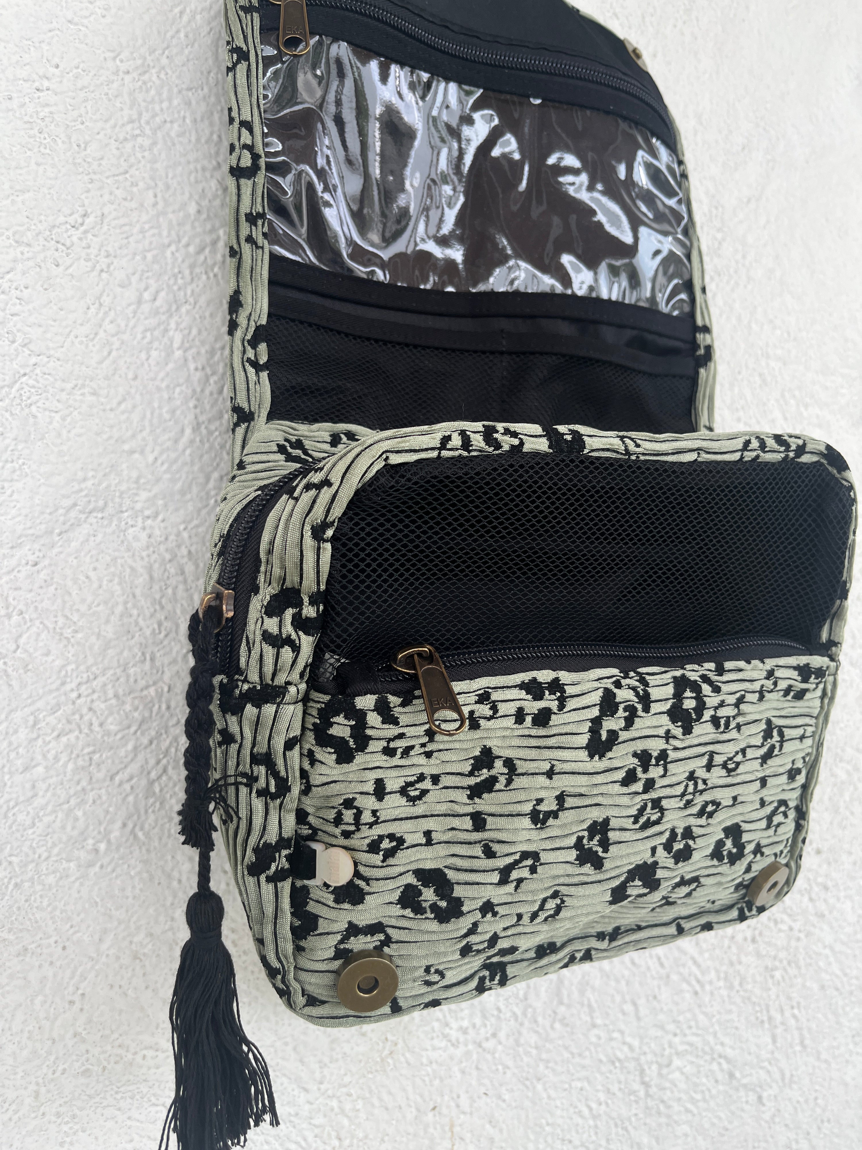 Green Savage Travel Bag