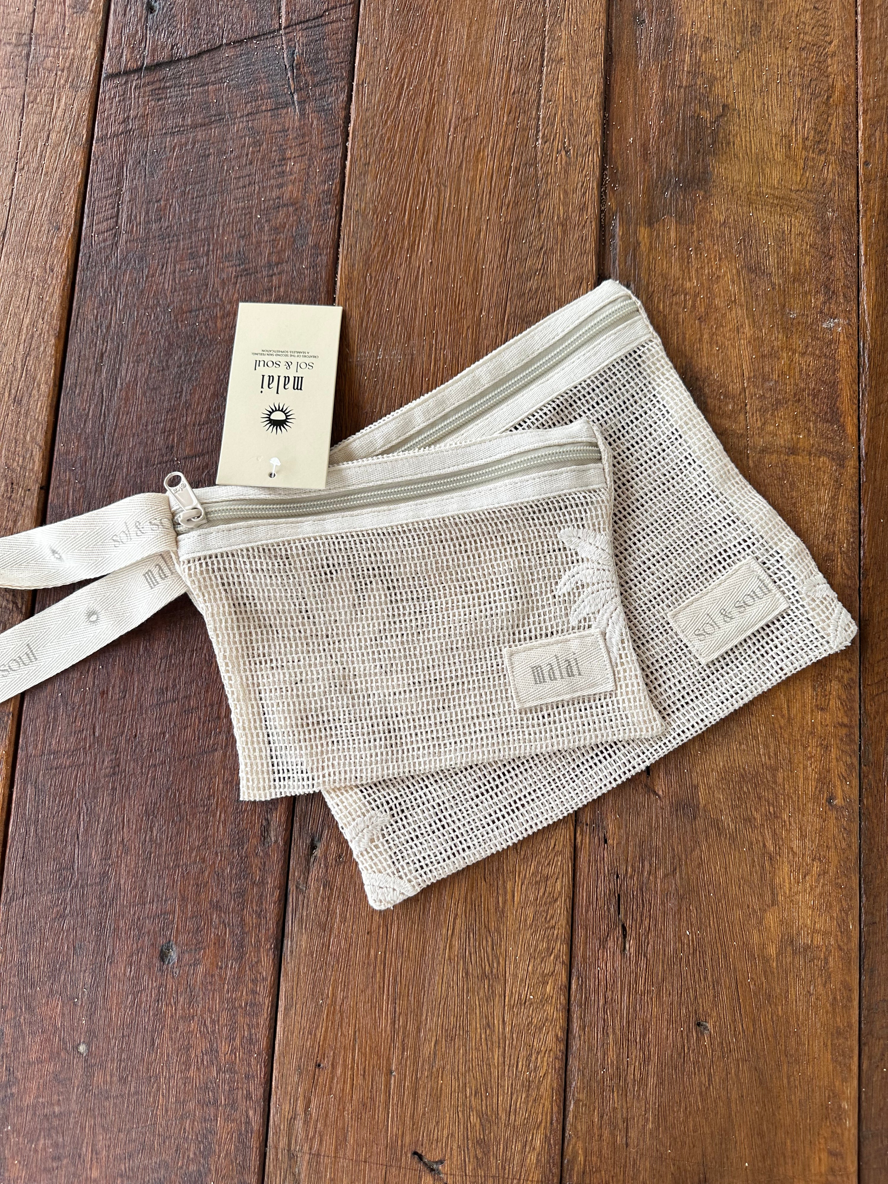 Palm Beauty Bag Set