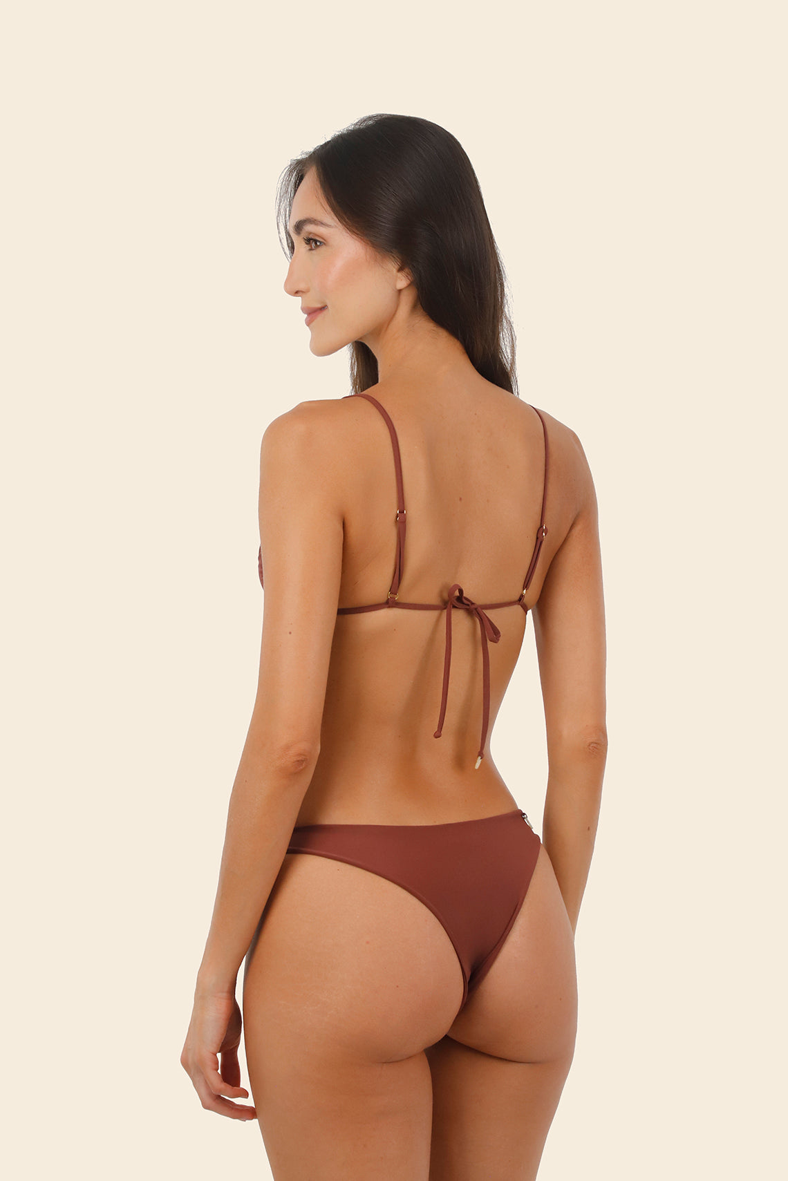 Barn Red Shell Cleo Triangle