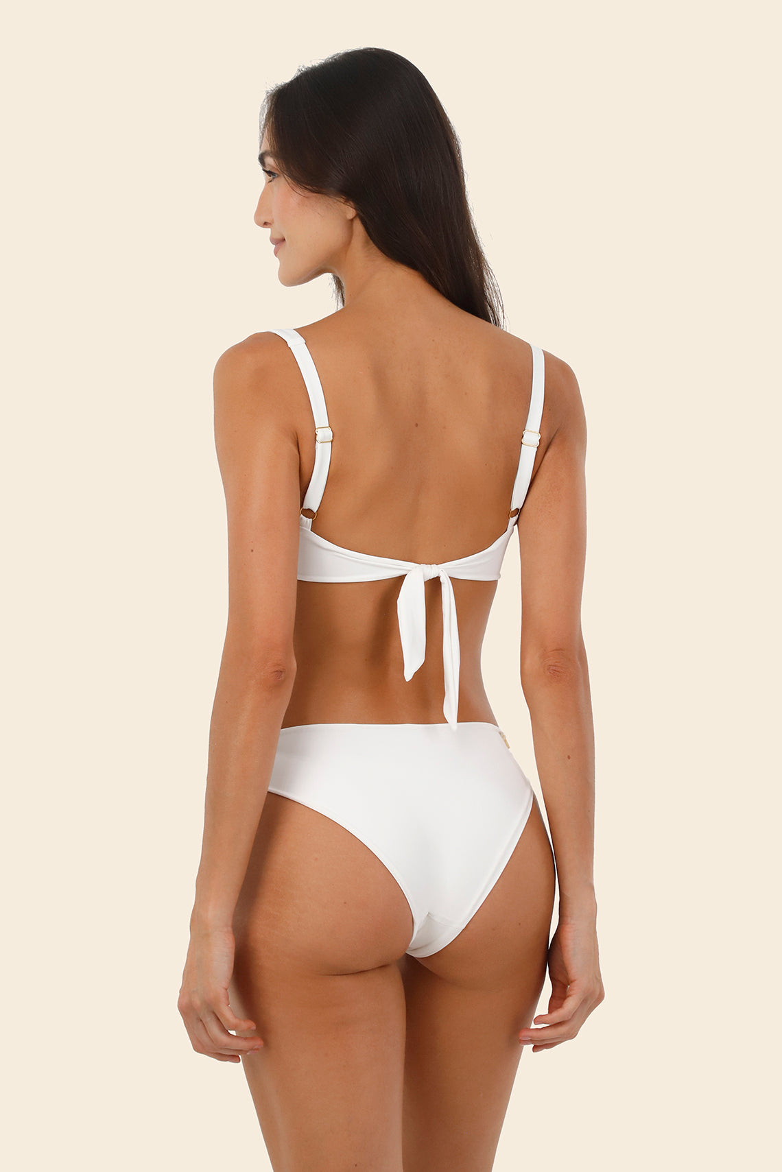 White The Knotty Top